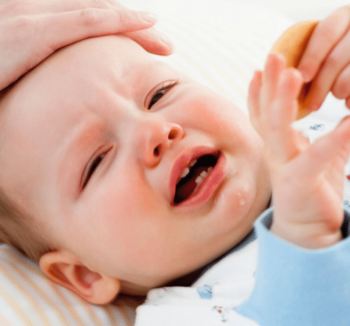 hạ sốt nnhanh chóng cho trẻ