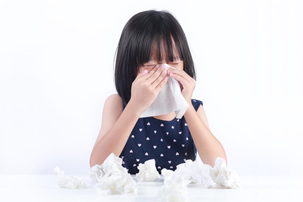 Rất khó phân biệt biểu hiện cảm cúm và cảm lạnh