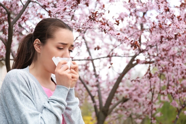 chảy nước mũi và cách điều trị