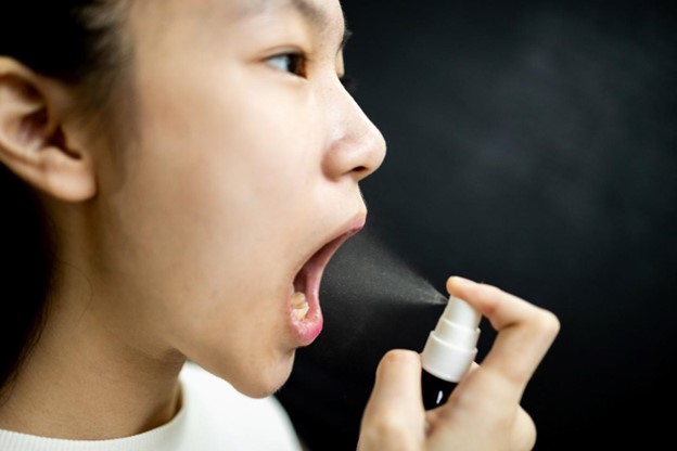 Hạn chế tình trạng ho sốt ở trẻ bằng cách vệ sinh mũi họng