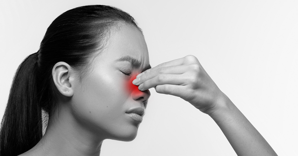 Đau họng, cảm cúm… gây tác động dẫn đến bệnh viêm mũi xoang xuất tiết